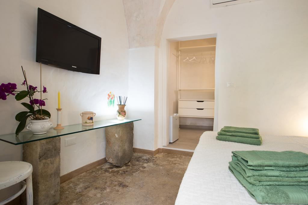 Bed and Breakfast Giardino Nascosto Taviano  Camera foto