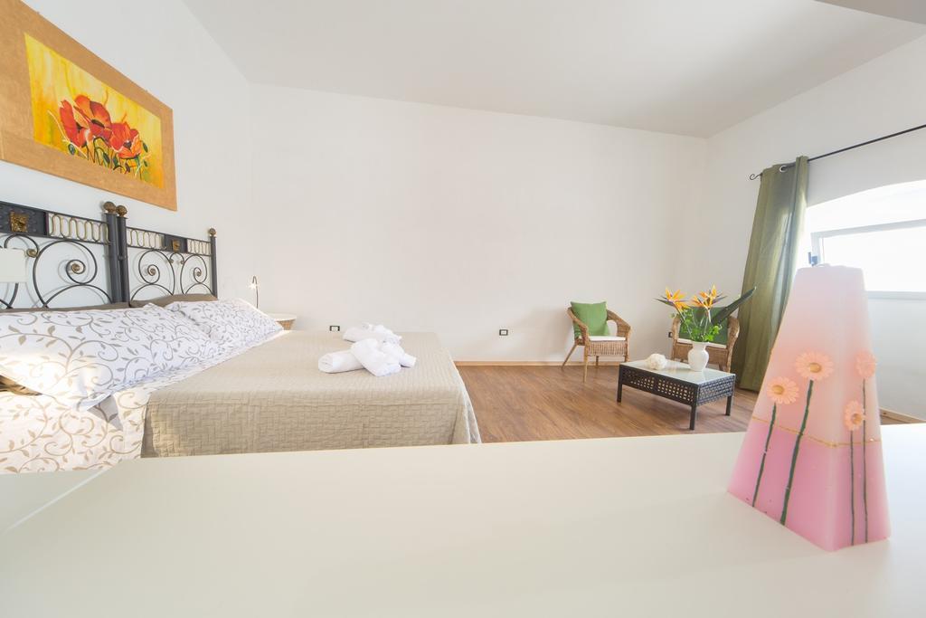 Bed and Breakfast Giardino Nascosto Taviano  Camera foto